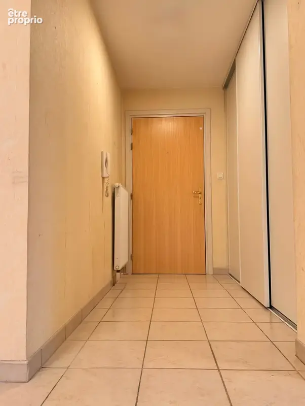 Grand 3/4 pièces de 85 m2 avec terrasse, garage et parking - photo 3