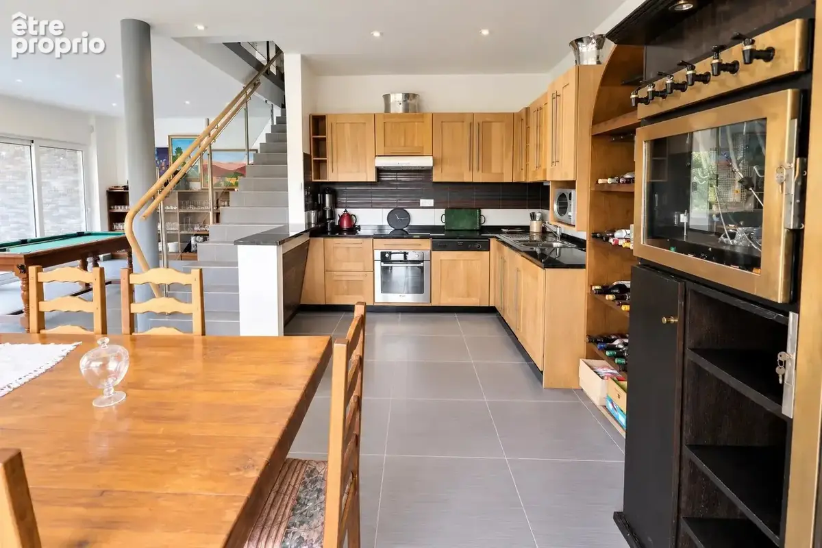 Réf. 1068A – Maison 7 pièces • Sous-sol • Piscine intérieure • Terrain 6 528 m² - photo 17