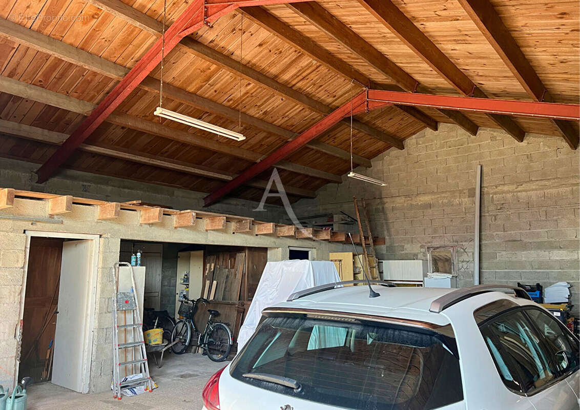 Grande maison familiale à Bouin - Volumes exceptionnels et garage de 100 m² - photo 14