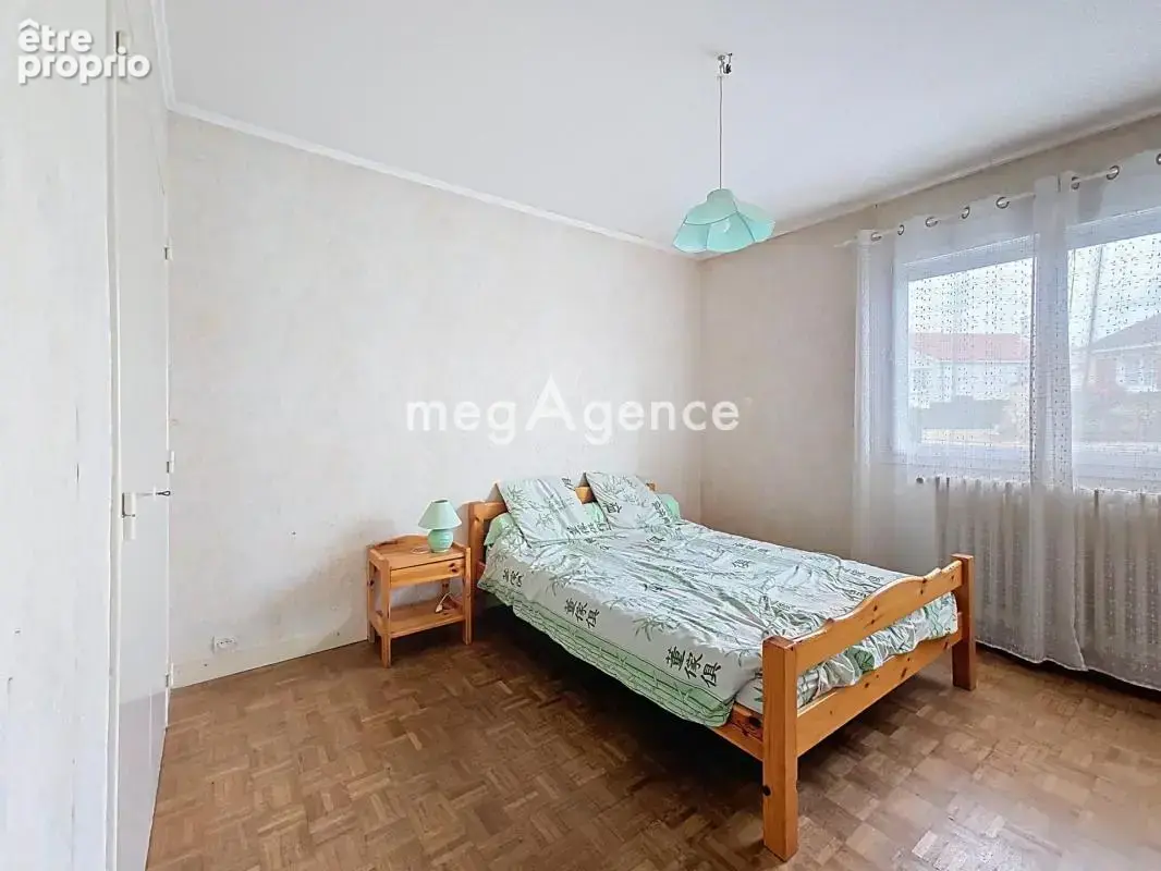 Maison 5 chambres sur sous-sol - photo 8
