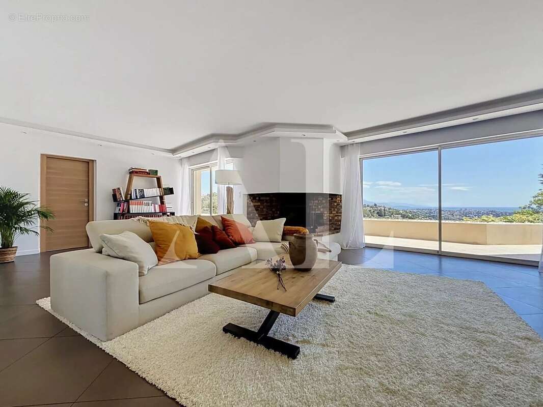 Super-cannes – villa contemporaine avec vue mer panoramique - photo 6