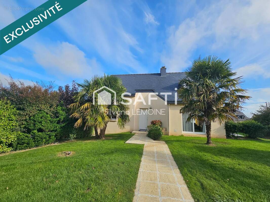 Photo 1 - Maison à PLUMIEUX