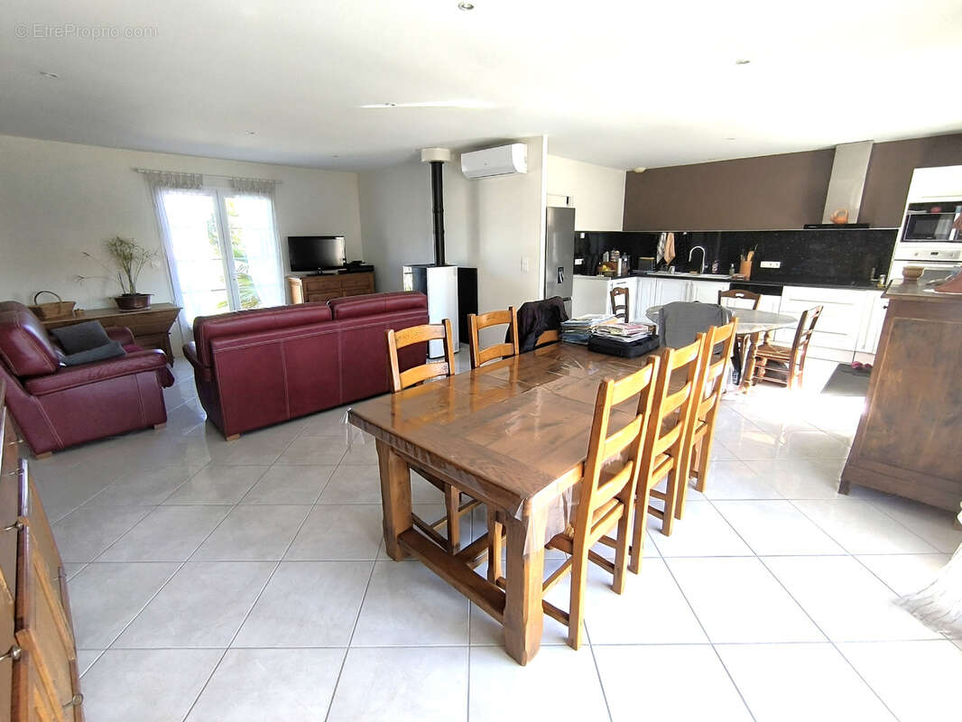 Maison à LA COURONNE