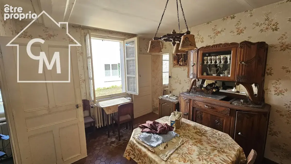 Maison de plain-pied à rénover avec dépendances et terrain de 309 m2 - photo 12