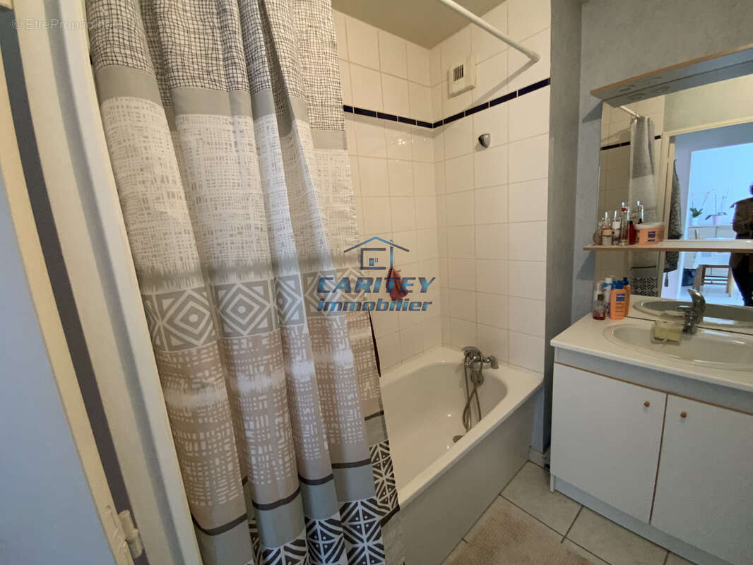Appartement à ROYE