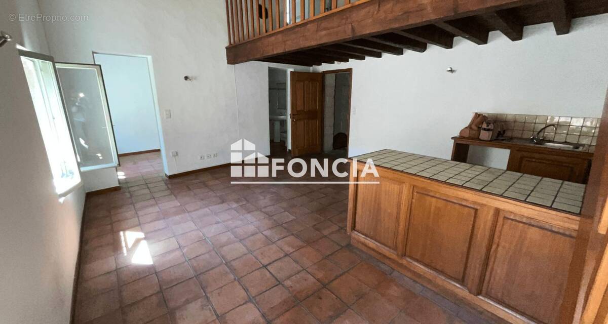 Appartement à UZES