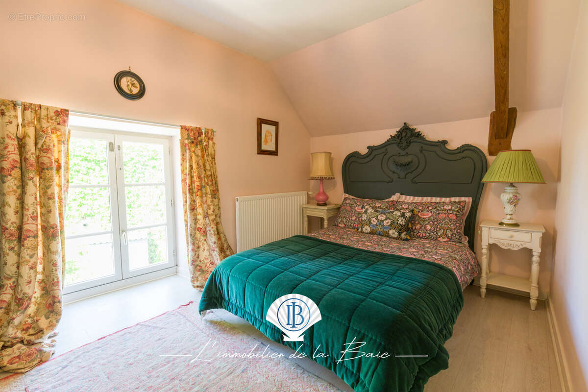 Maison à MINIAC-MORVAN