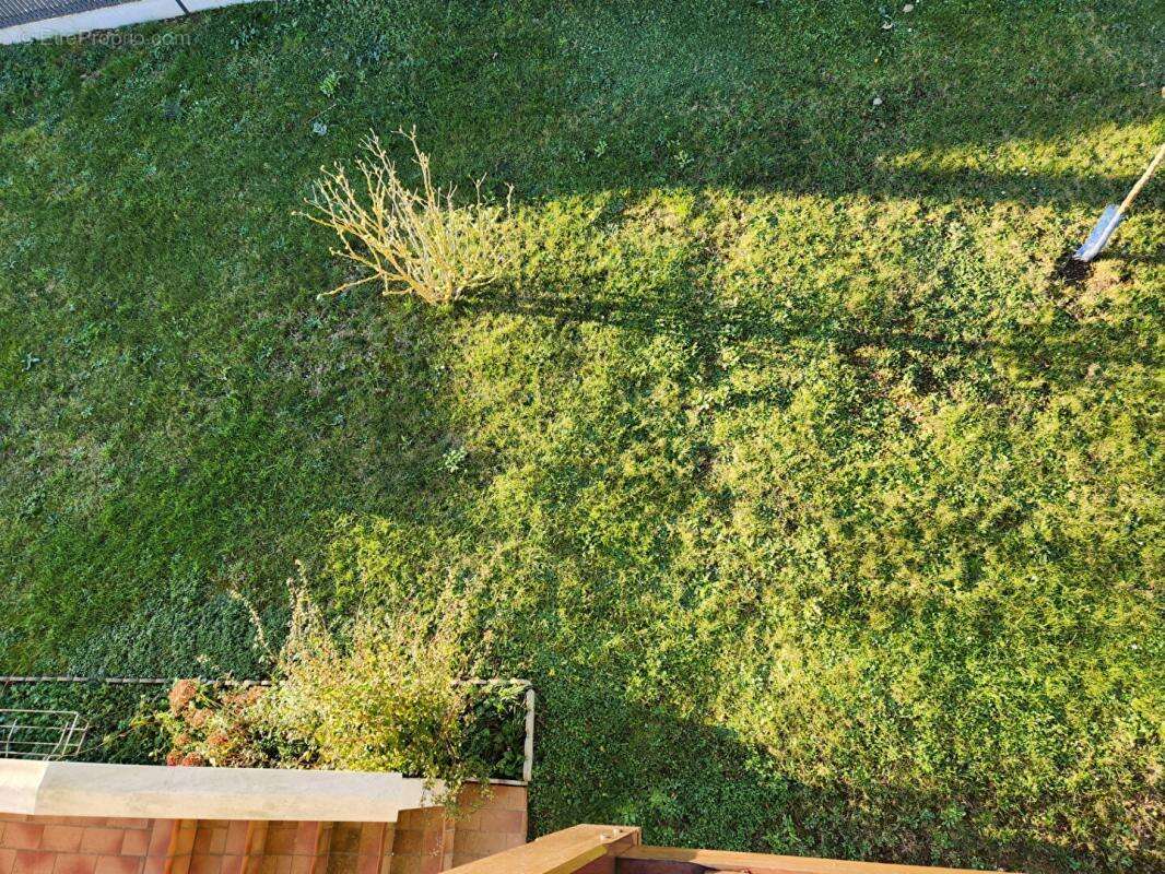 Maison à COURCELLES-SUR-SEINE