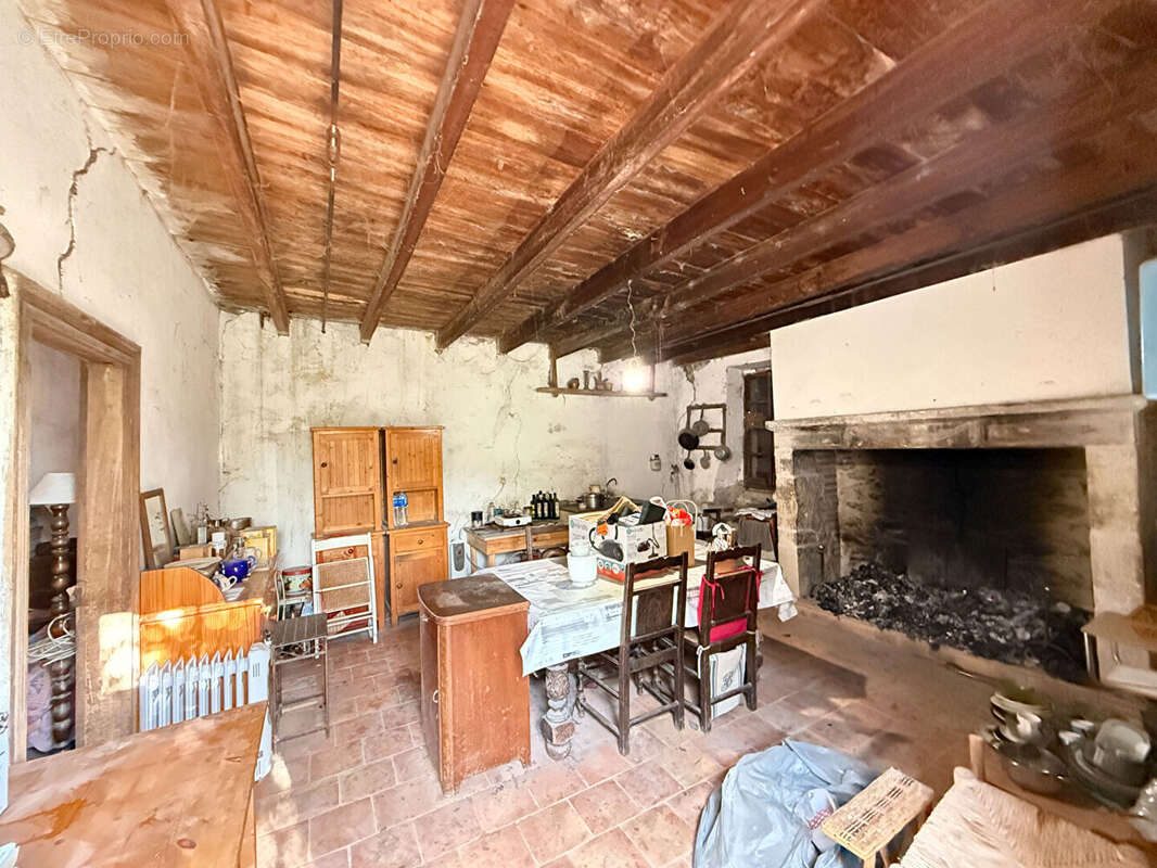 Maison à SAINT-SYLVESTRE-SUR-LOT