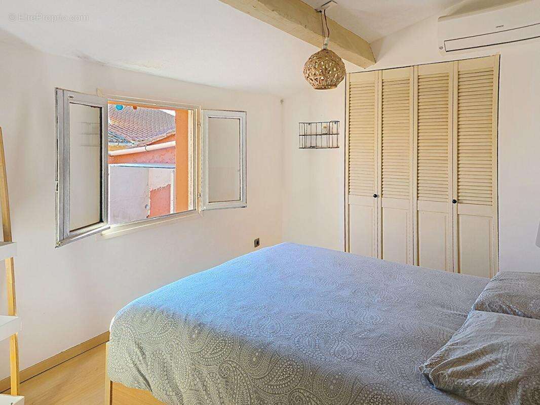 Appartement à LA VALETTE-DU-VAR