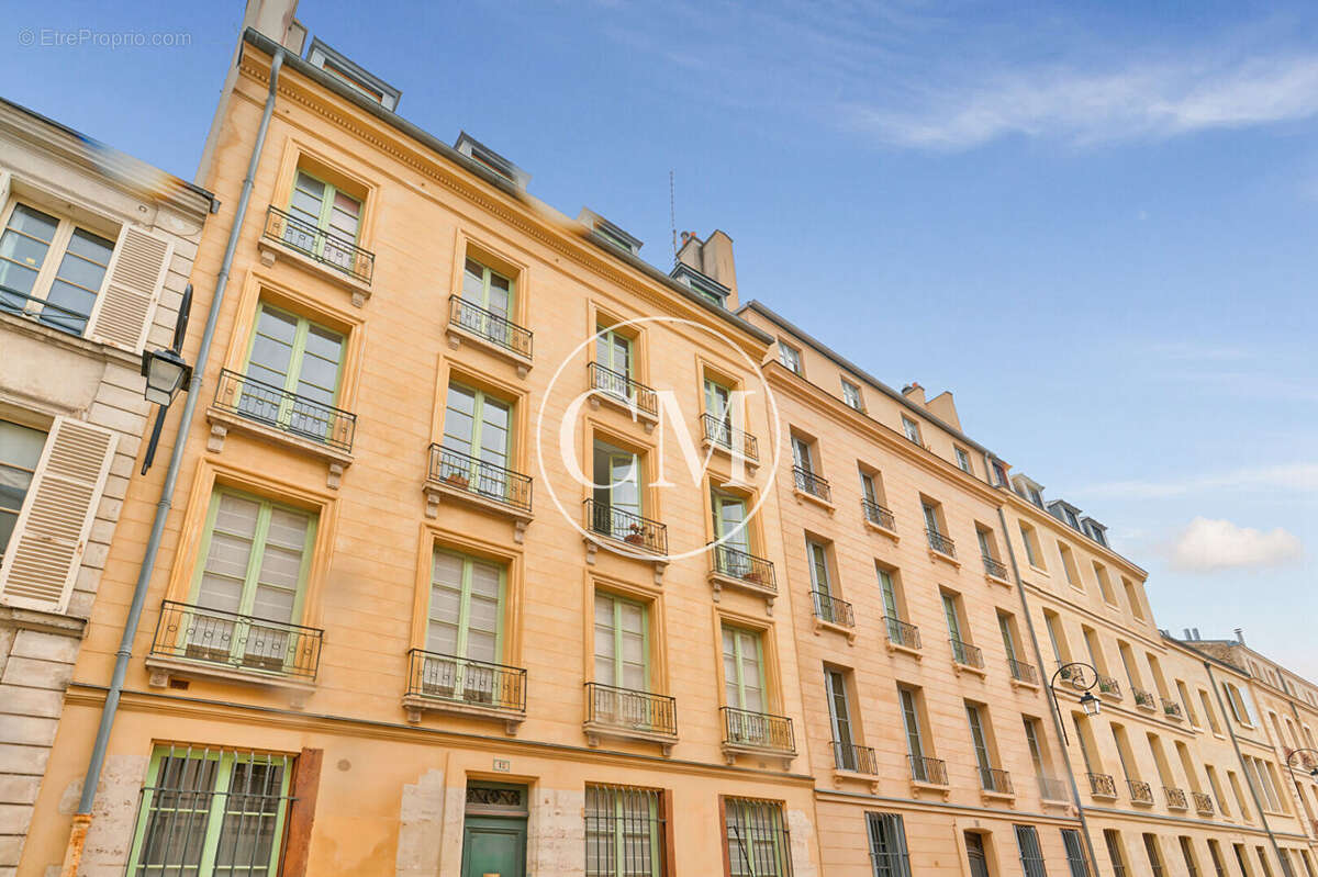 Appartement à VERSAILLES