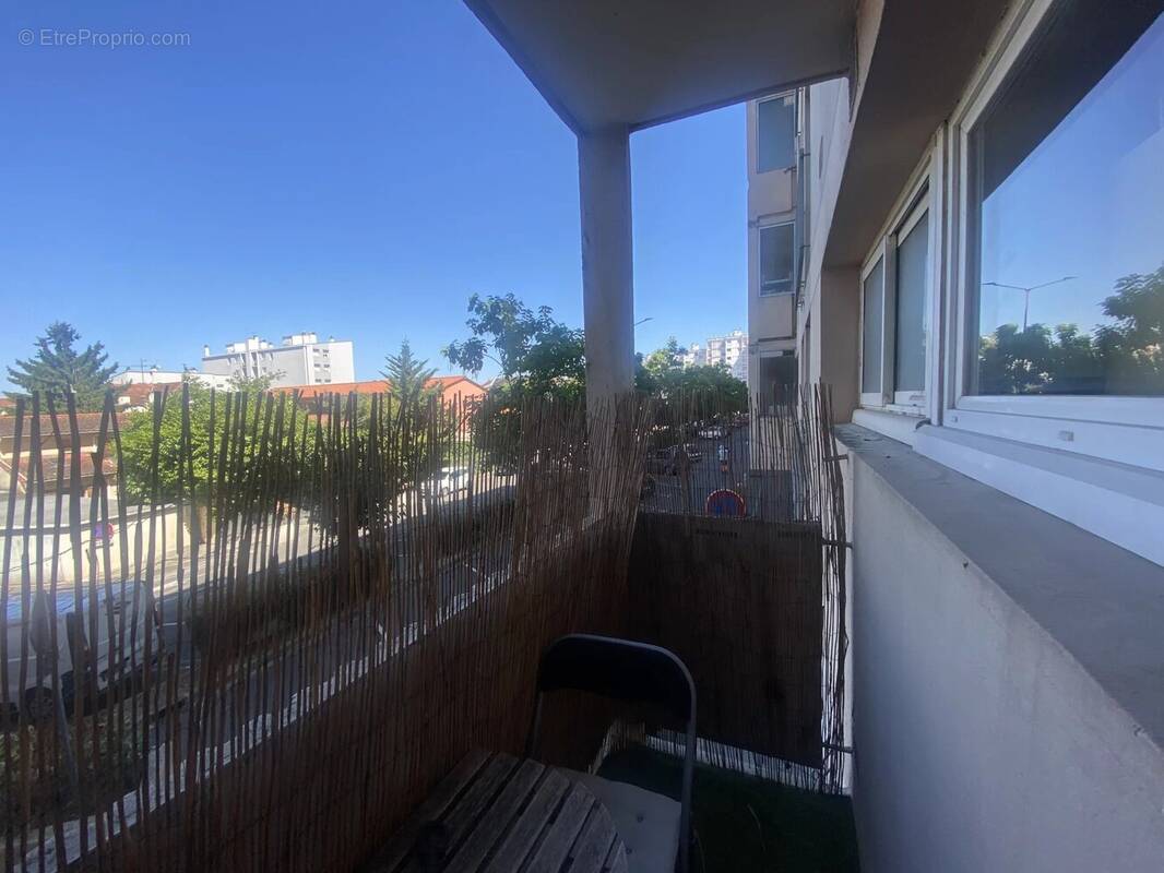 OPPORTUNITE T3 à Bonnefoy 31500 , env.55 m² +1 cave,  traversant - photo 9