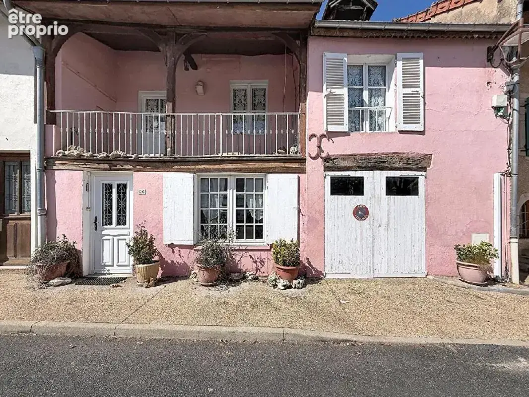 Maison à LUGNY