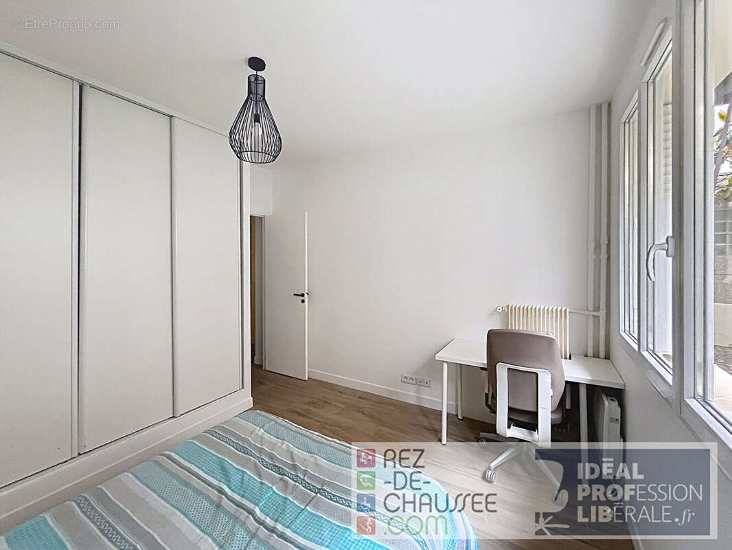 Appartement à LA GARENNE-COLOMBES