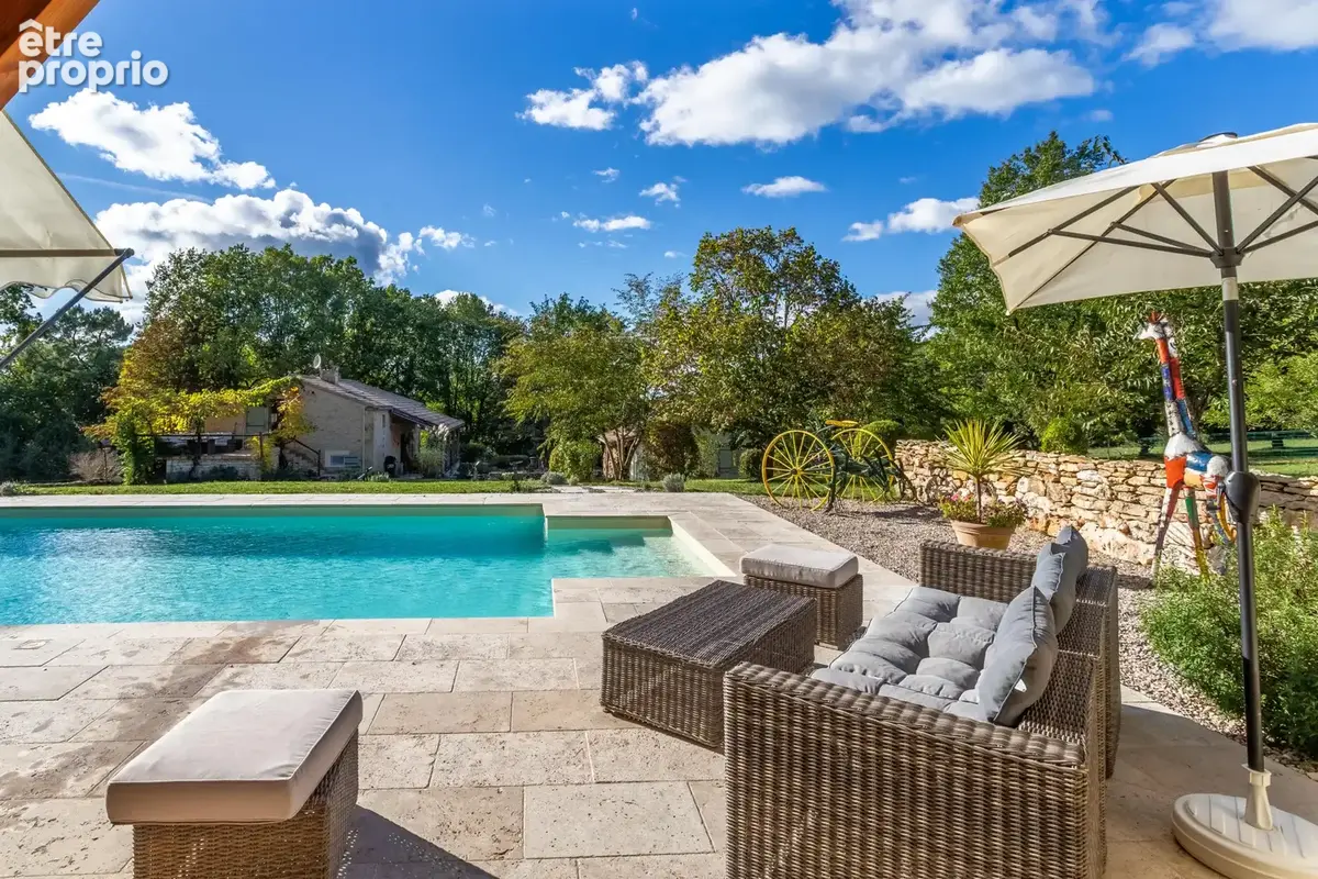 Maison de campagne avec piscine et terrain - photo 12