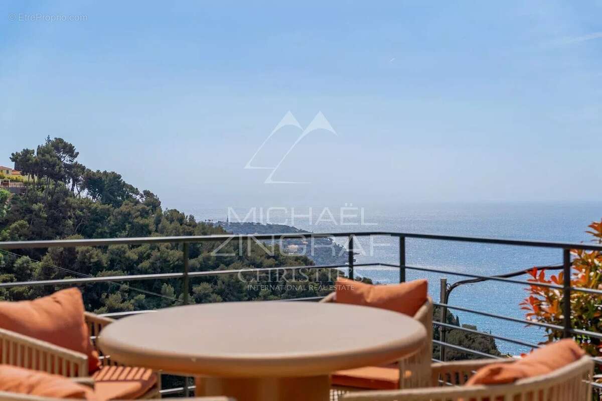 Maison à ROQUEBRUNE-CAP-MARTIN