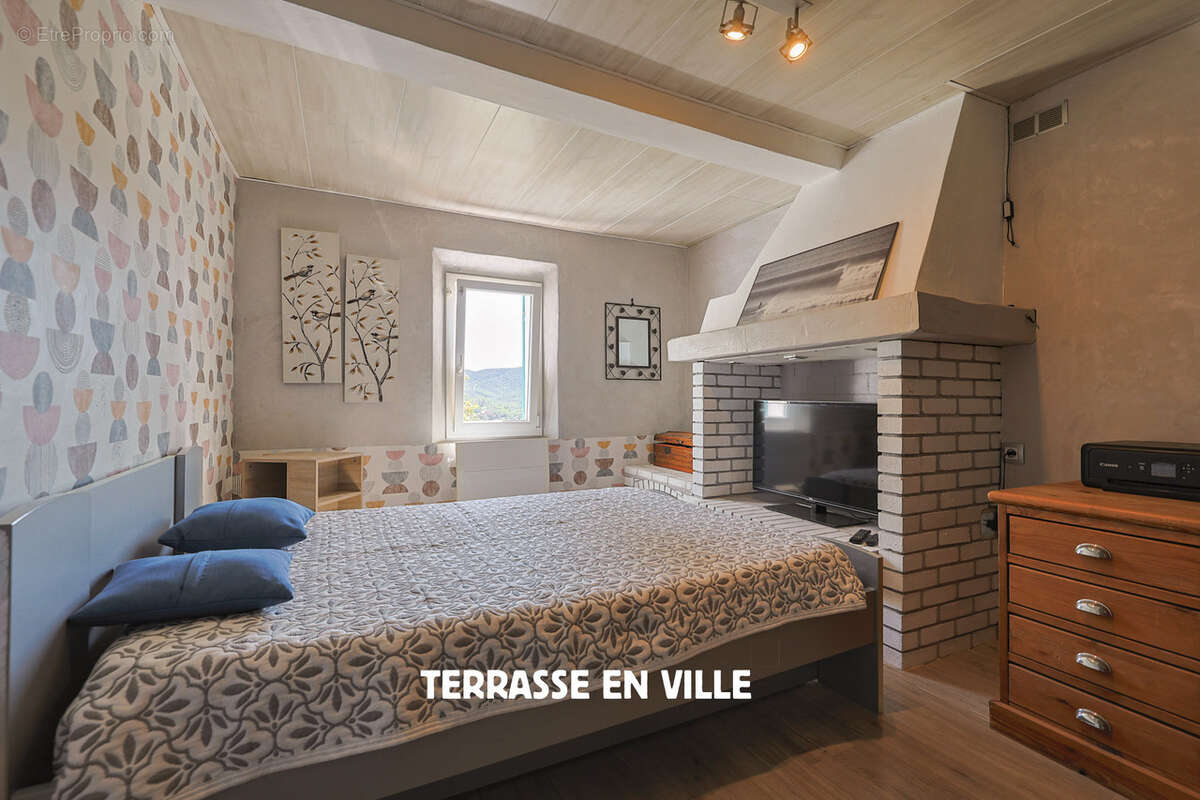 Maison à PIERREFEU-DU-VAR