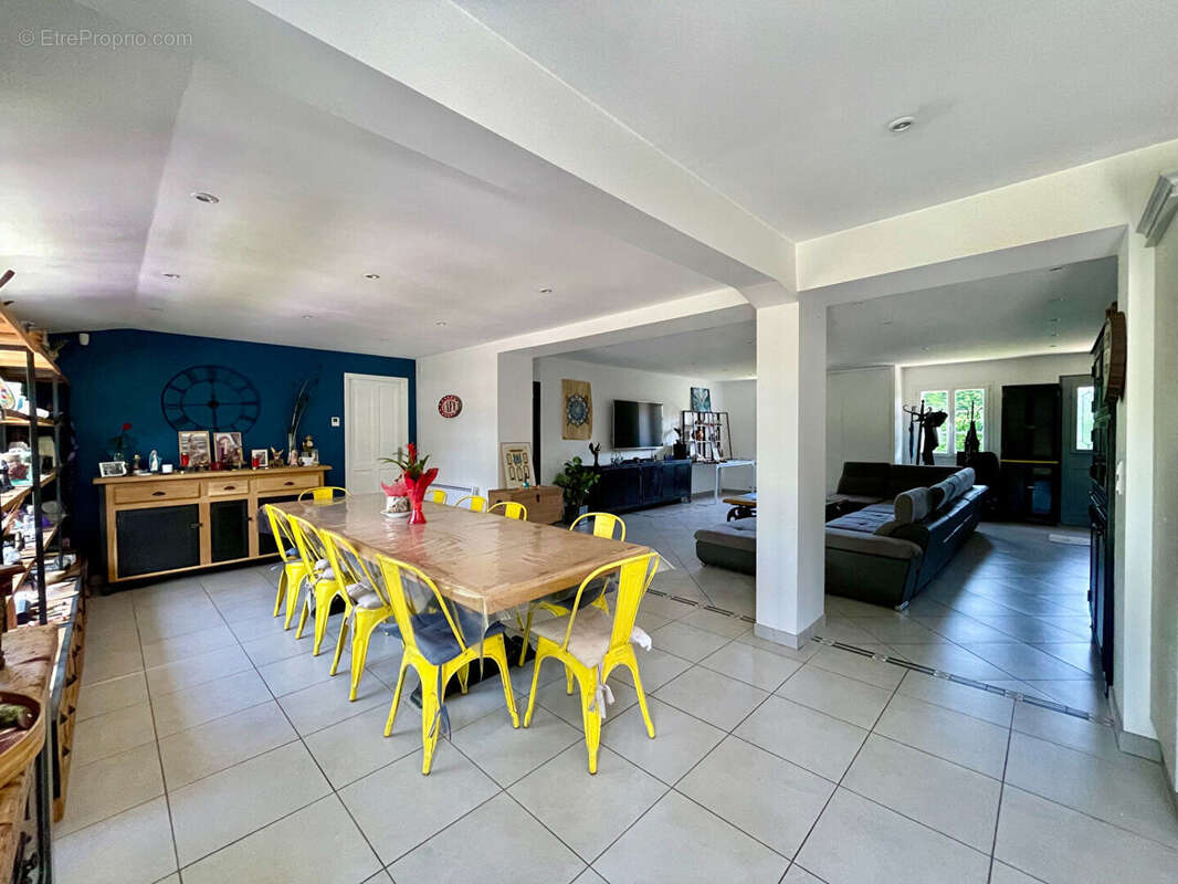 Maison à CHAUMONT-EN-VEXIN