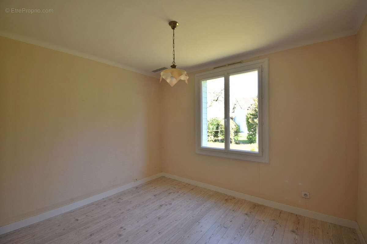 Maison à SAINT-PHILBERT-DE-BOUAINE