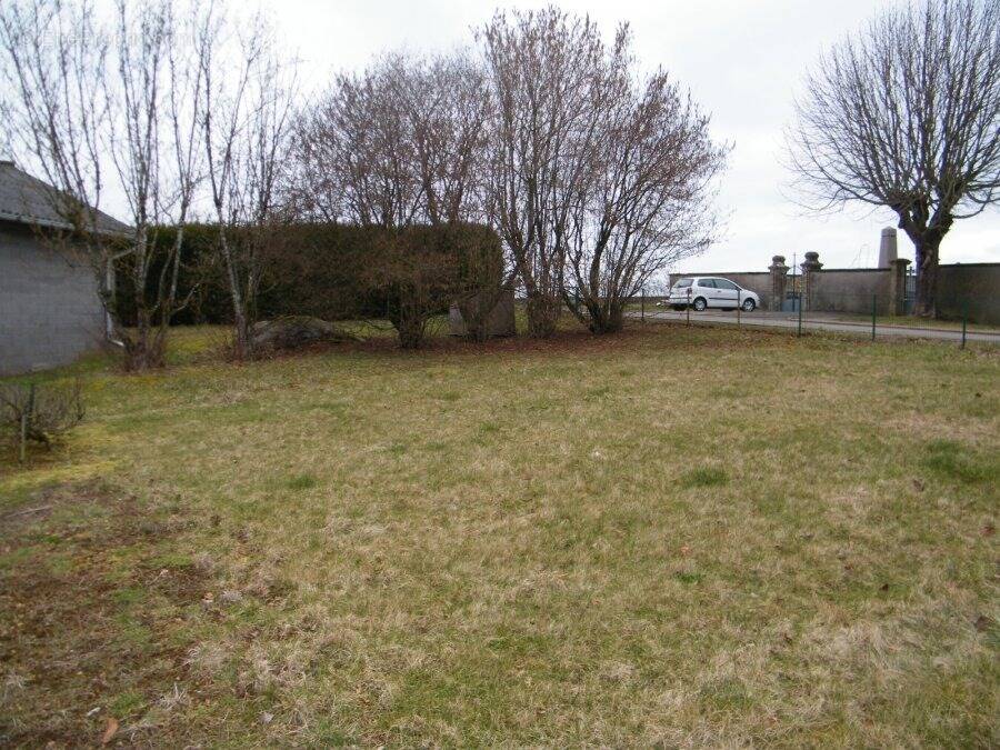 Terrain à CREGY-LES-MEAUX