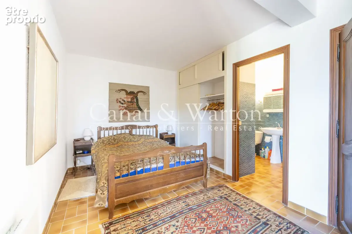 Sous compromis: domaine sécurisé à cavalaire, villa avec vue mer & piscine - photo 9
