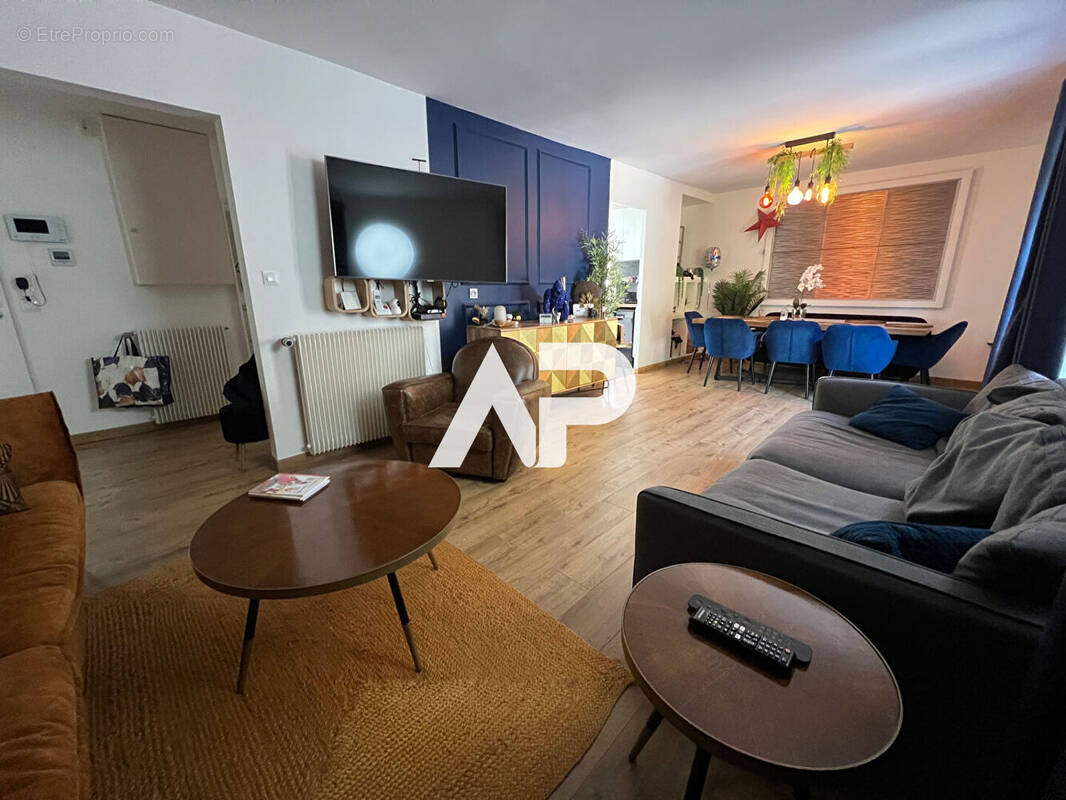 Maison à MONTMORENCY