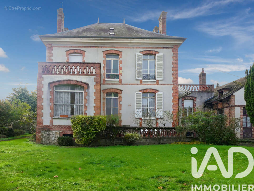 Photo 2 - Maison à PONT-SUR-YONNE