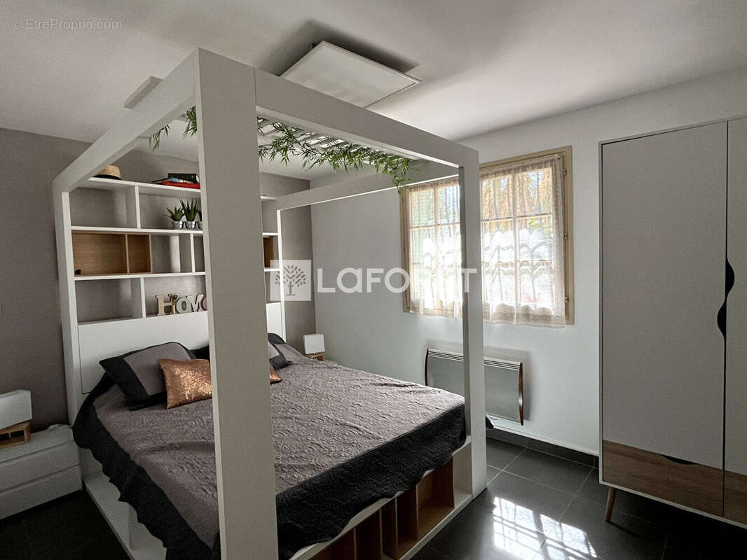 Maison à SAINT-GENIS-DES-FONTAINES