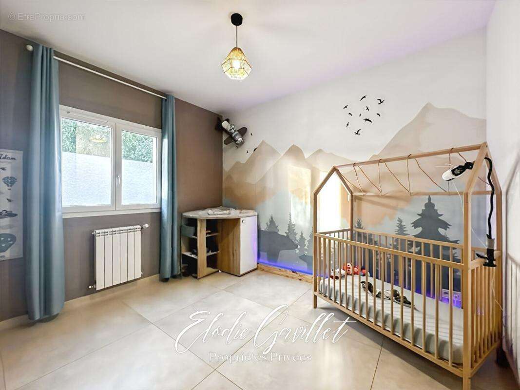 Maison à VILLEMOUSTAUSSOU