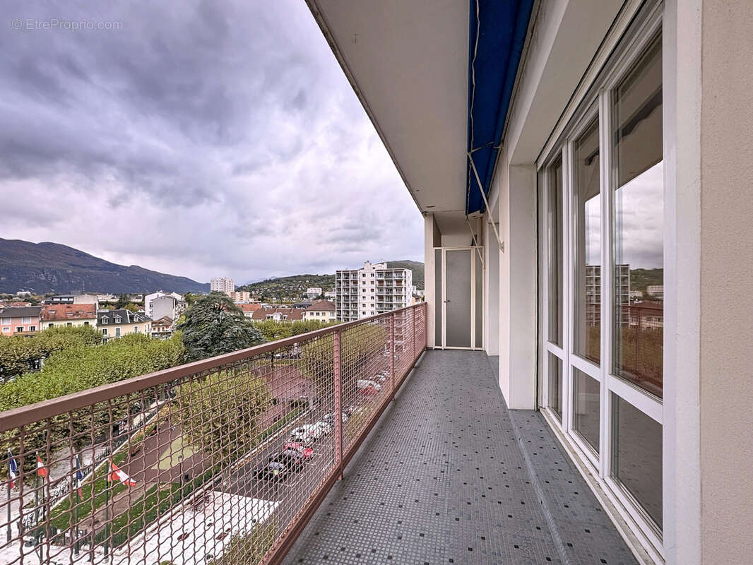 Appartement à AIX-LES-BAINS