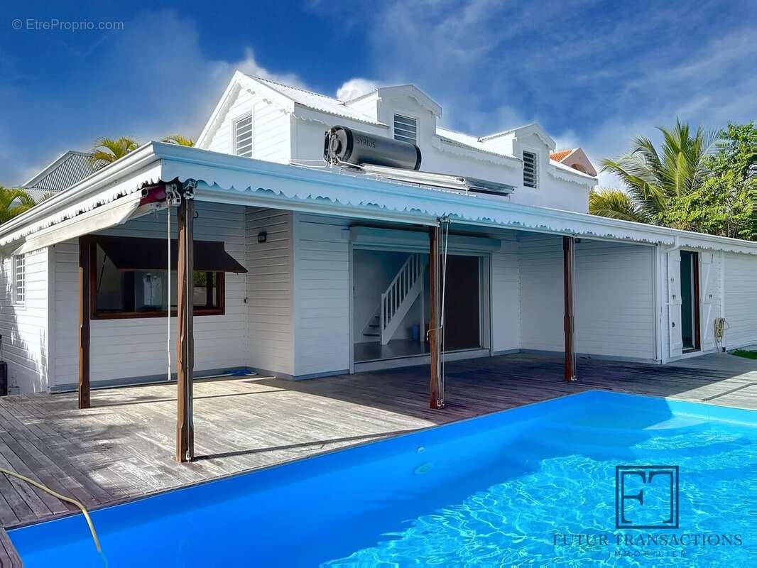 Maison à SAINTE-ANNE