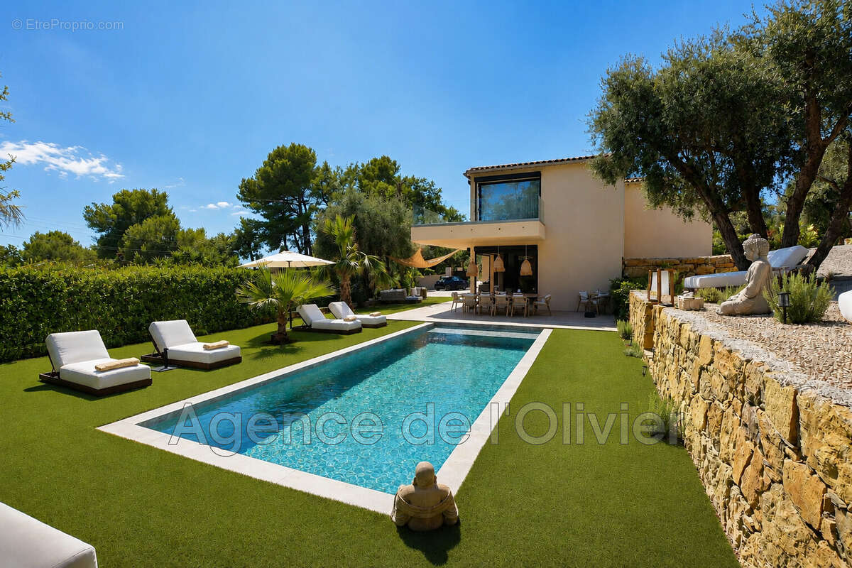 Maison 350 m² à Opio  - photo 6