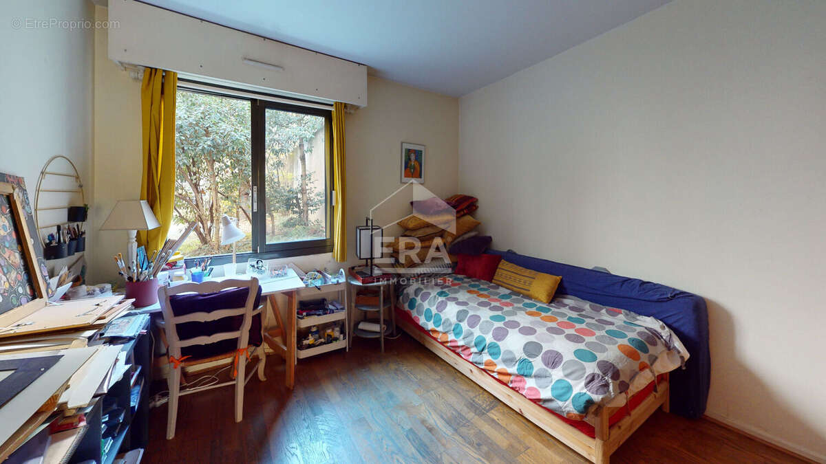 Appartement à PARIS-19E