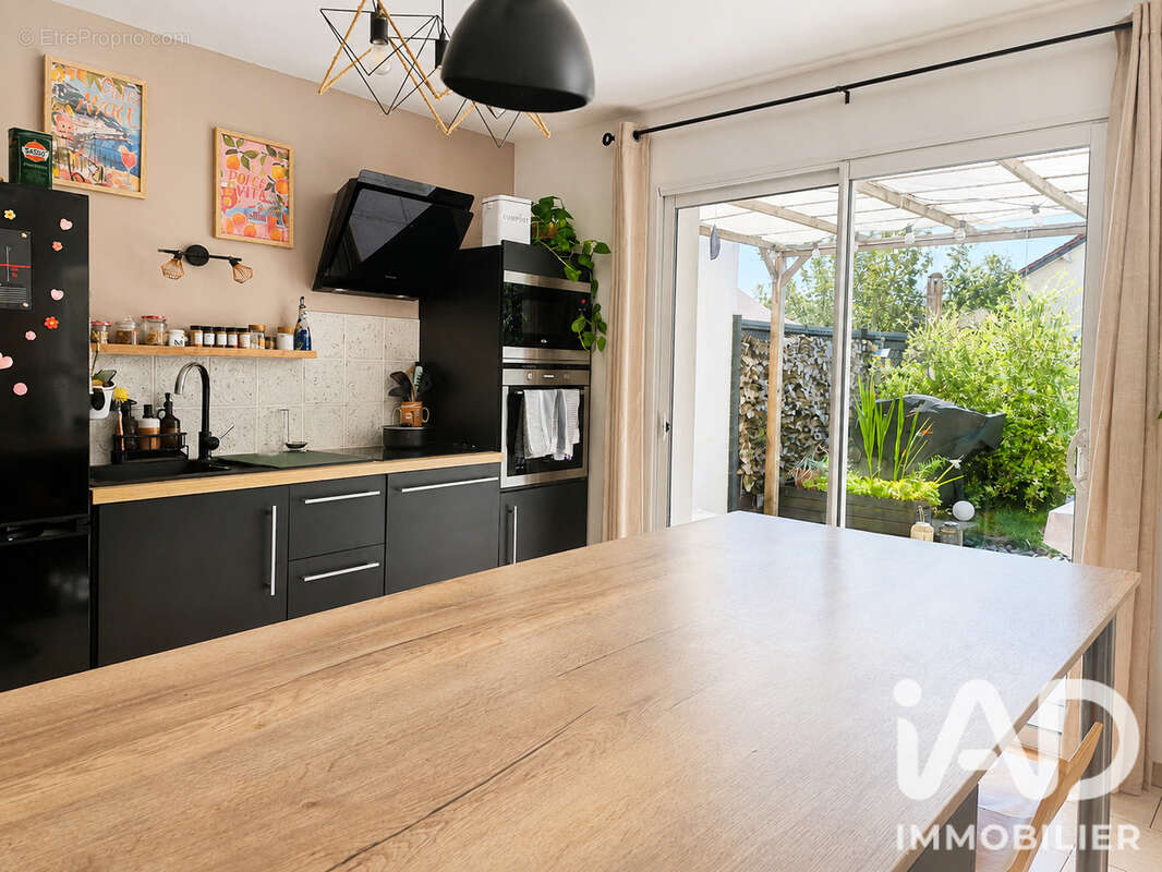 Maison 90 m² à Bouaye  - photo 2