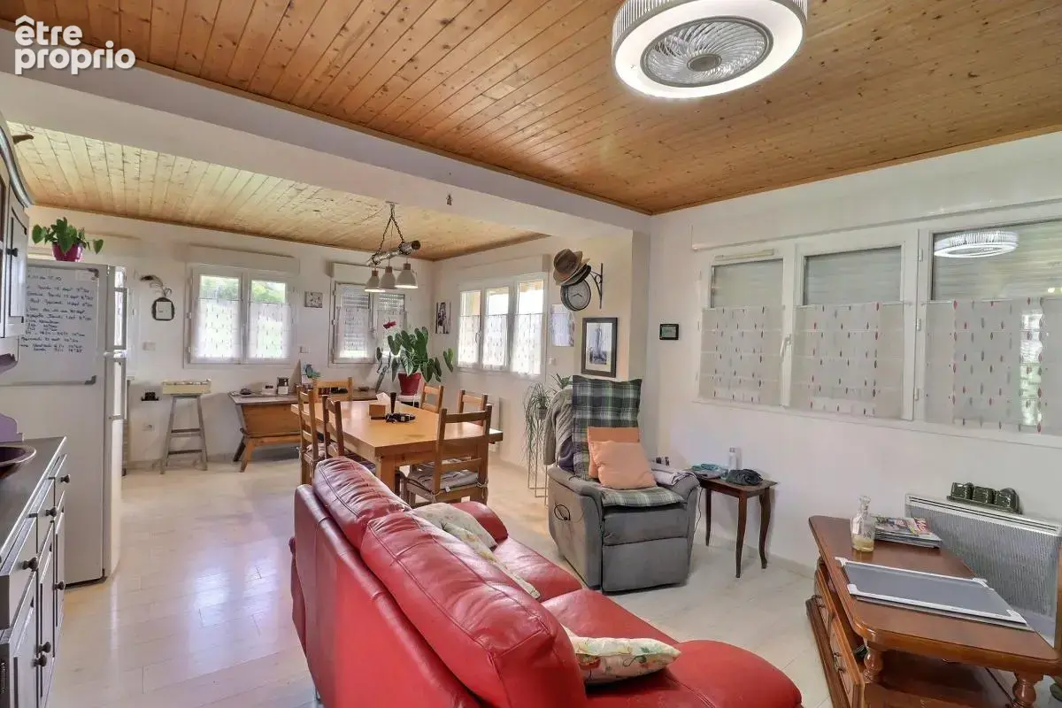 Ensemble immobilier avec 7 logements, bar et salle de réception (73240) - photo 31