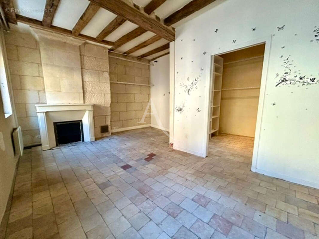 Maison à MONTRICHARD