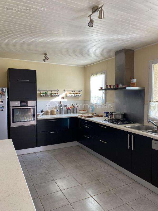 Maison à CHATEAUNEUF-EN-THYMERAIS