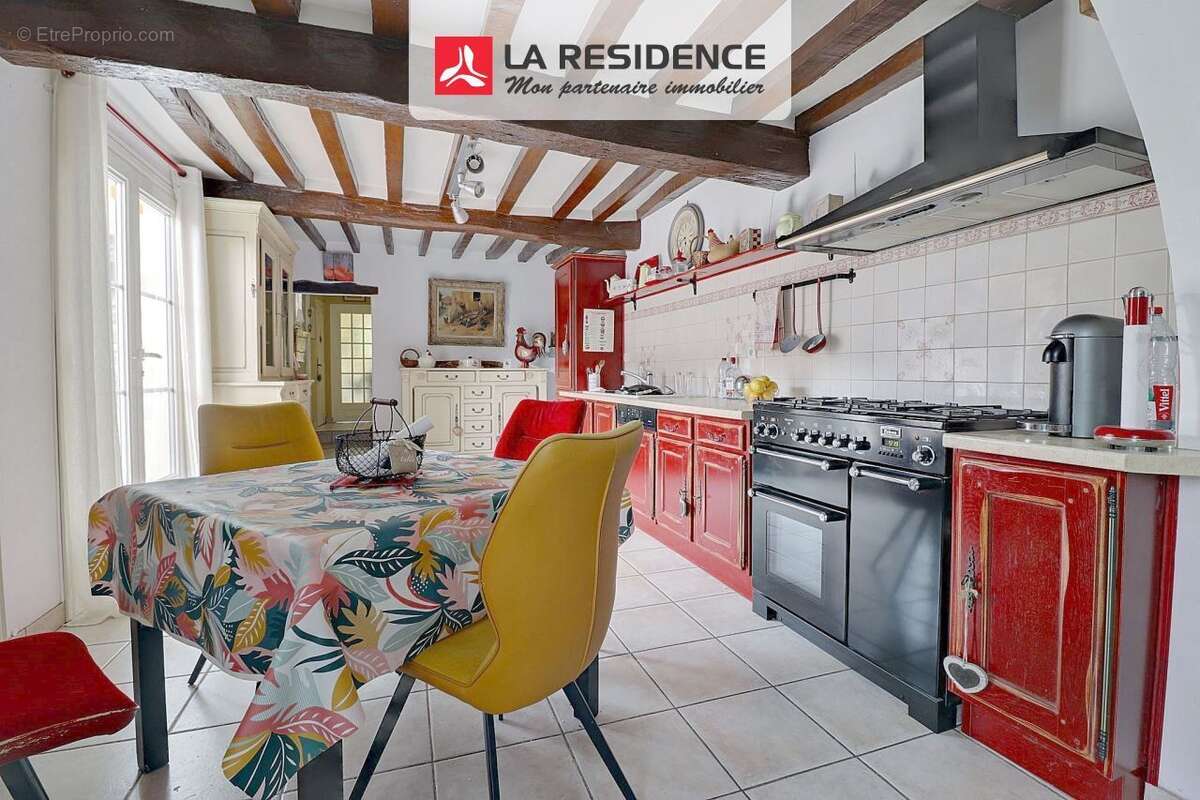 Maison à FORET-LA-FOLIE