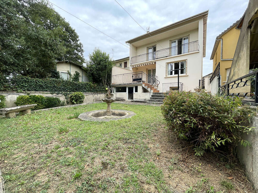 Maison à MONSEMPRON-LIBOS