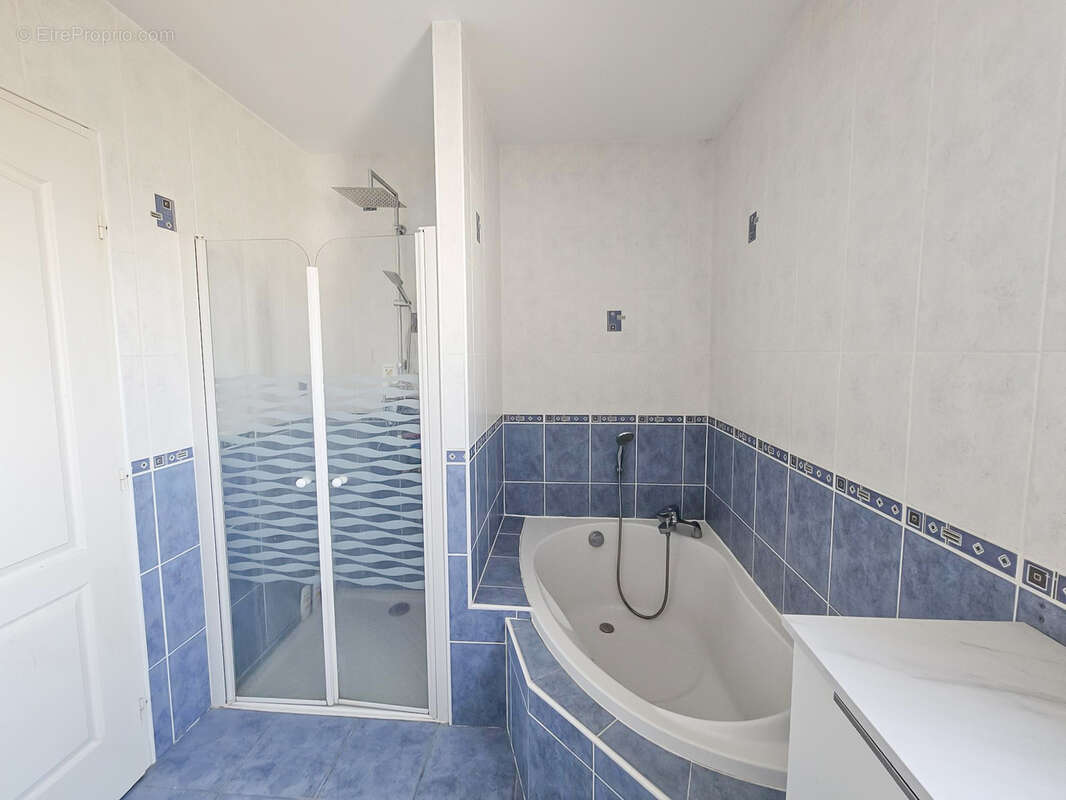 Maison à SAINT-MAURICE-L'EXIL