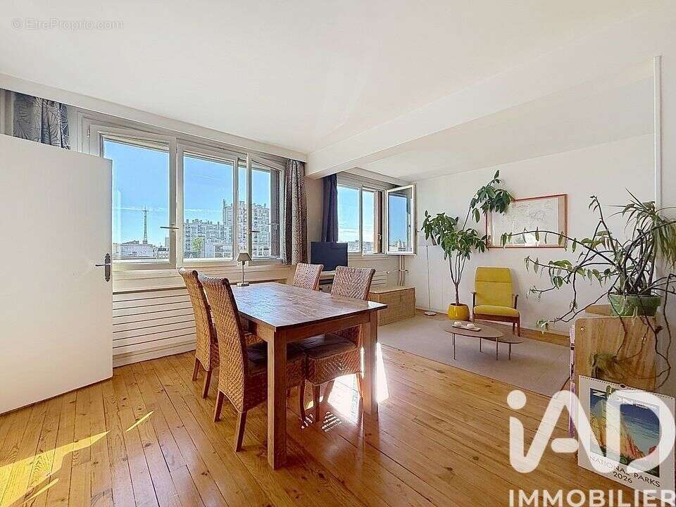 Photo 2 - Appartement à PARIS-20E