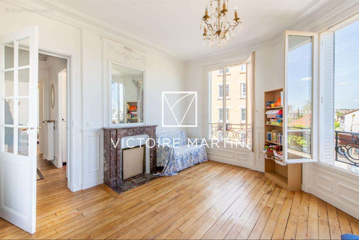 Appartement à COLOMBES