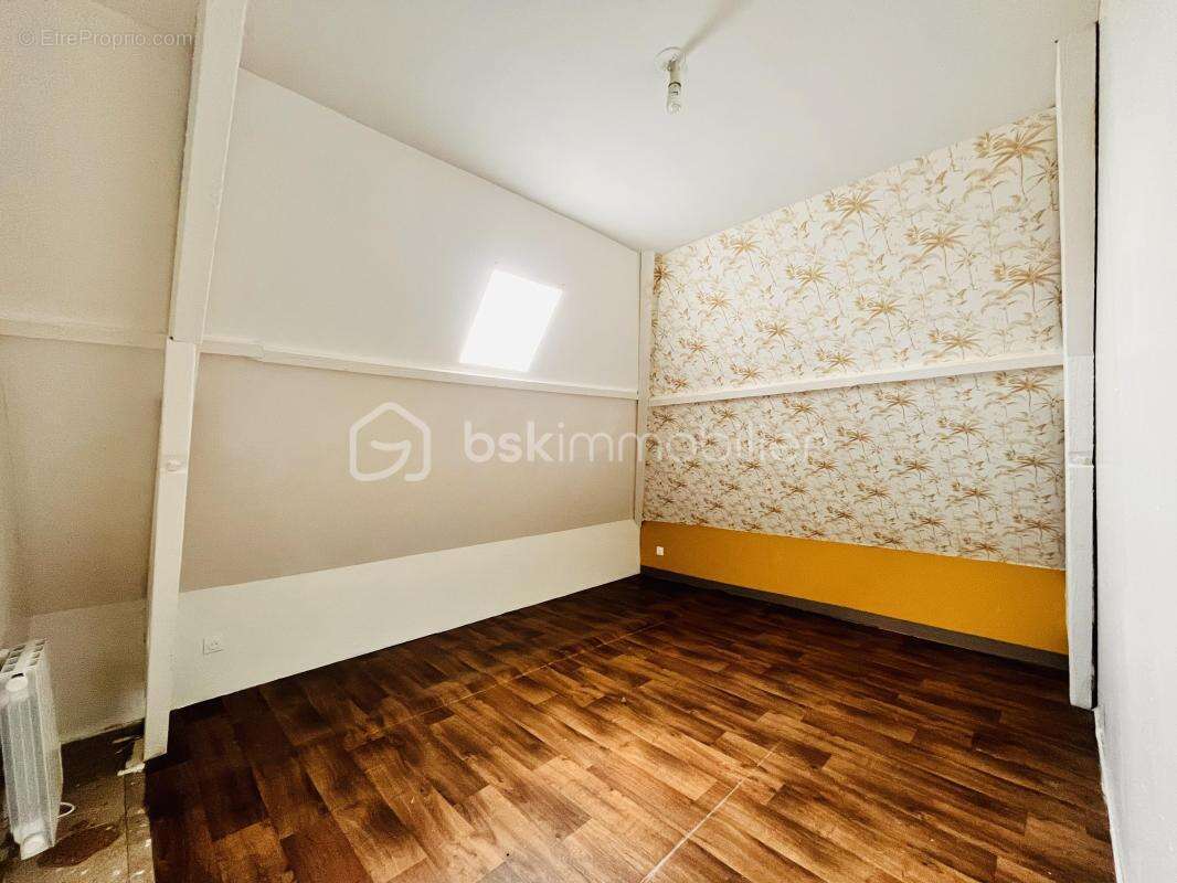 Maison 5 chambres, vie de plain-pied, sous-sol complet - photo 12