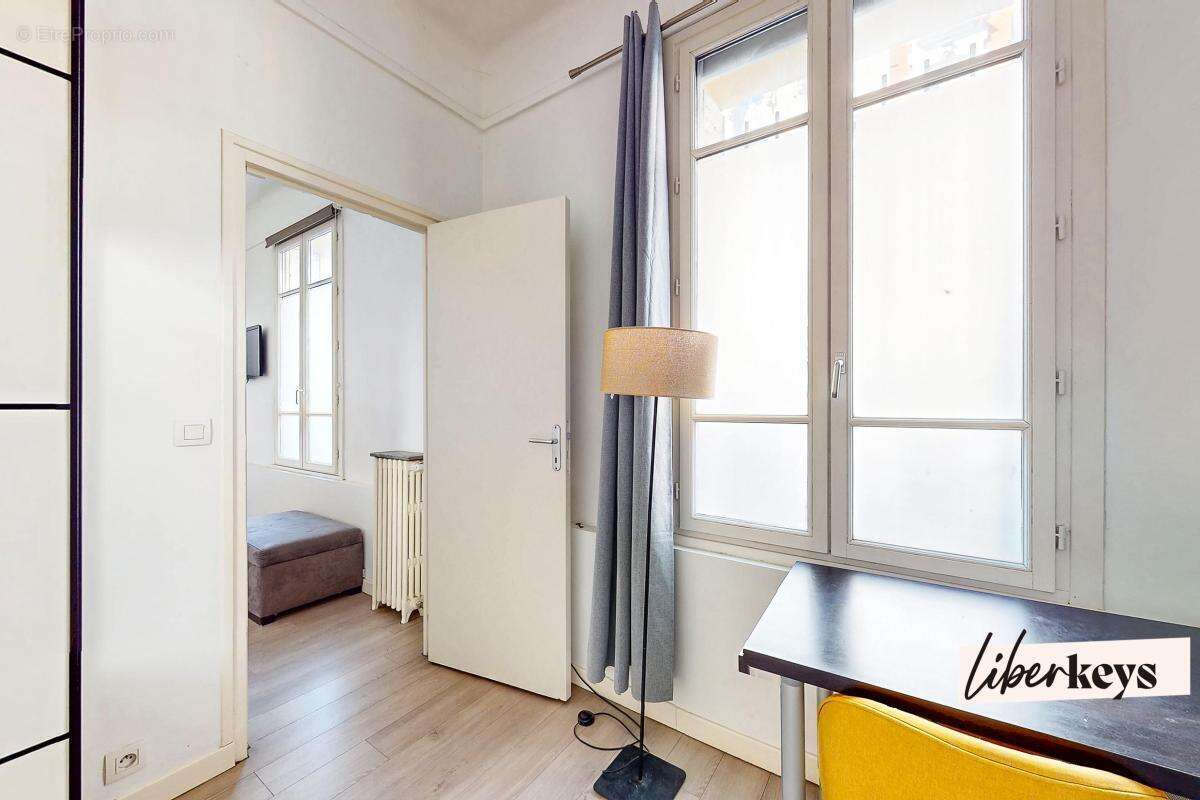 Appartement à PARIS-12E