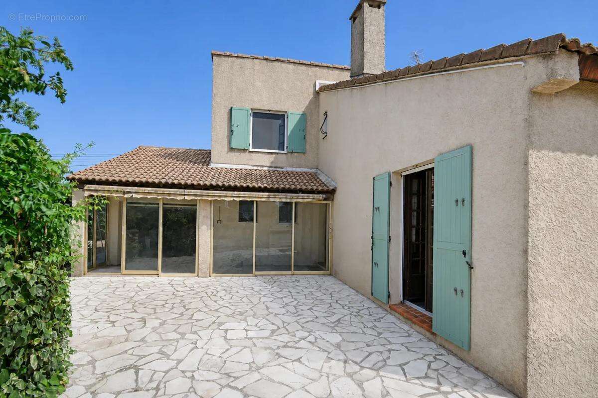 Maison de 5 pièces de 129 m² à Arles - photo 22