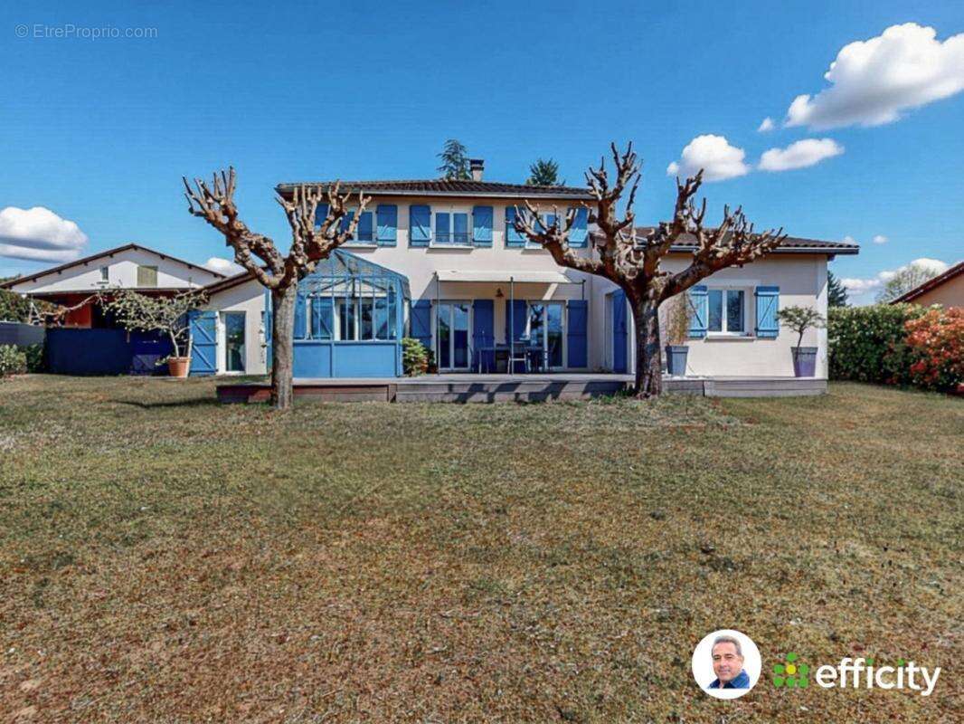 Maison à MONTMERLE-SUR-SAONE