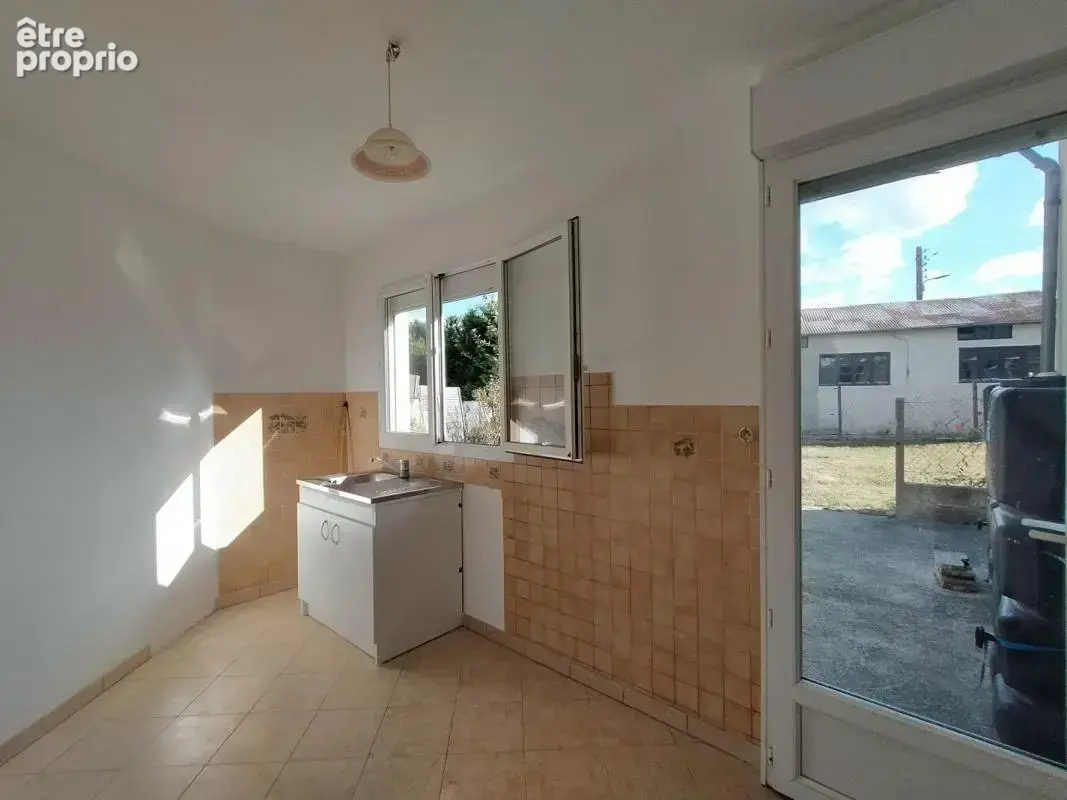 Maison 80 m² à Villaines-La-Juhel  - photo 3