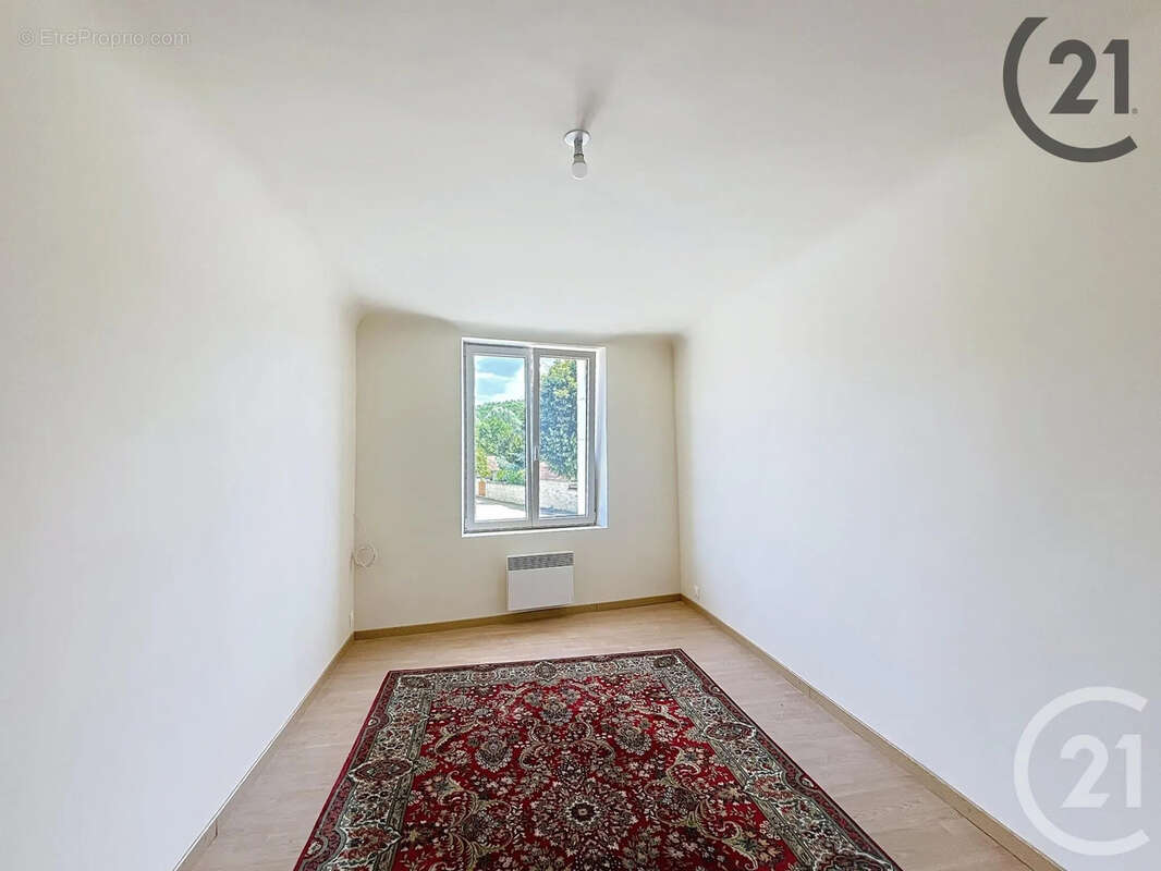 Maison à BESSY-SUR-CURE