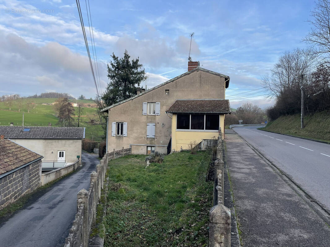 Photo 1 - Appartement à AMPLEPUIS