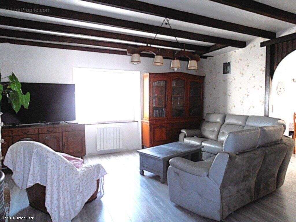 Maison à SAUZE-VAUSSAIS